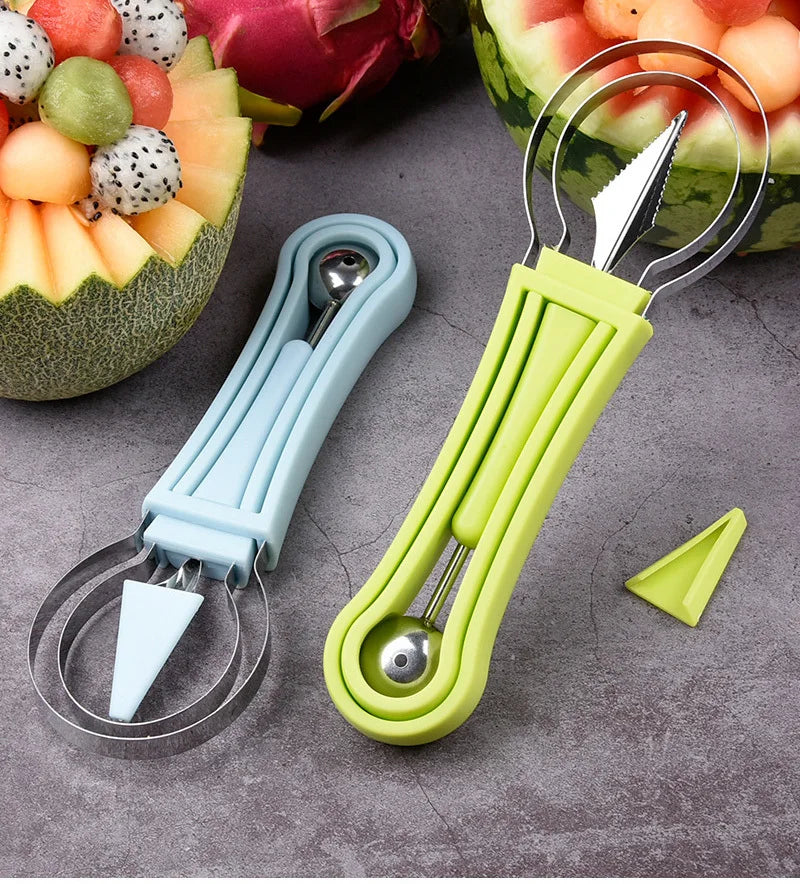 Outil de Cuisine 4 en 1 pour Couper, Sculpter, et Servir les Fruits.