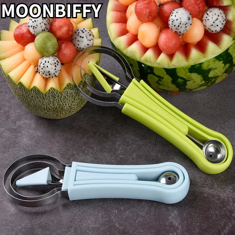Outil de Cuisine 4 en 1 pour Couper, Sculpter, et Servir les Fruits.