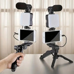 Charger l&#39;image dans la galerie, Smartphone Vlogging Kit With Tripod Phone Holder Mini Microphone LED Fill Light Starter For TikTok Live Stream Video YouTube
