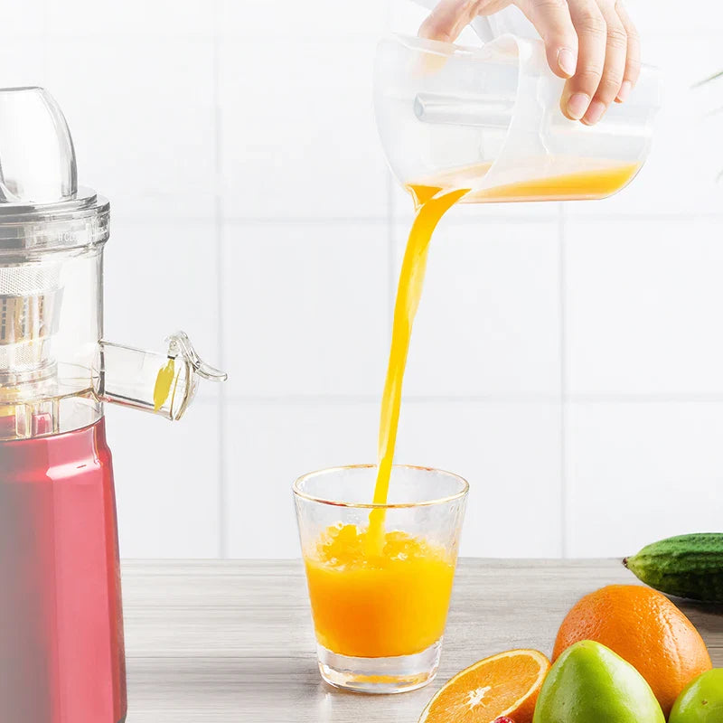 Extracteur de Jus de Fruits et Légumes à Grande Ouverture.